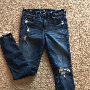 Abercrombie raw hem skinny jeans